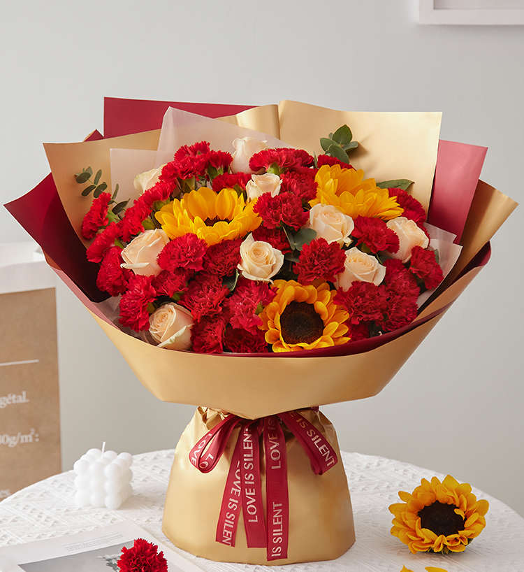 宁德外婆70岁生日，可以给老人家送花吗?送花该送给什么呢？
